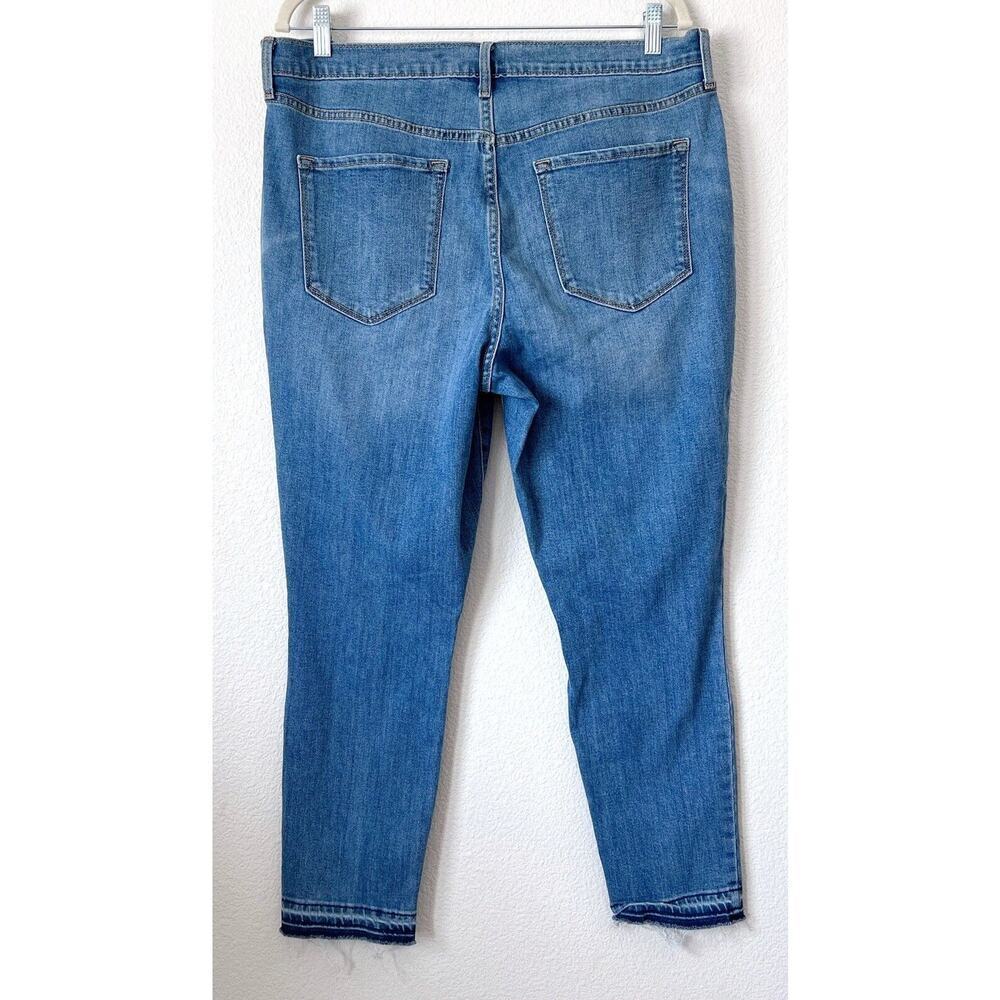 Old Navy Womens Jeans Size 14 Curvy Skinny Blue Distressed Ankle Stretch Denim - Picture 4 of 8